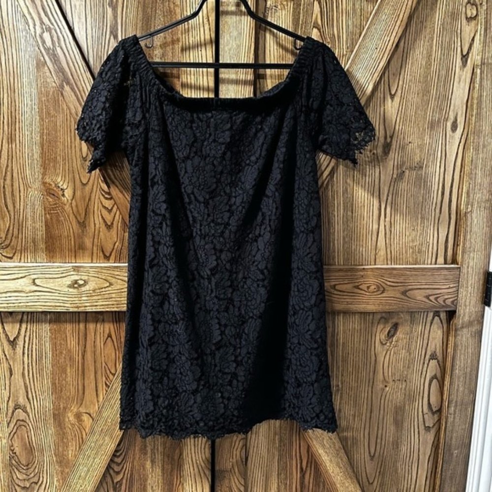 Off shoulder black dress
